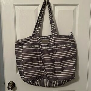 Jujube stripped tote bag , in great conditions